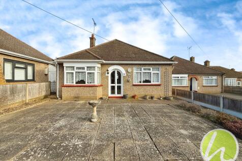 2 bedroom detached bungalow for sale