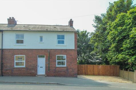 4 bedroom semi-detached house for sale