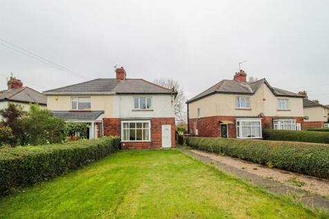 Bradford Road, Wakefield WF3 3 bed semi