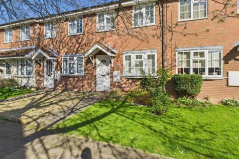 Lavender Walk, Aylesbury HP21 2 bed terraced house for sale