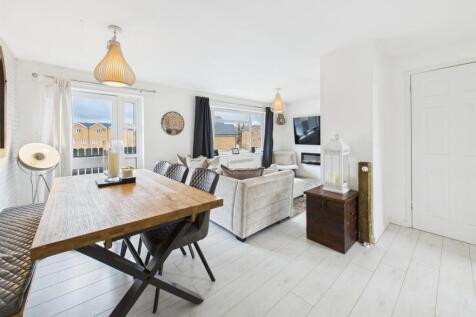 Victoria Street, Aylesbury HP20 3 bed maisonette for sale