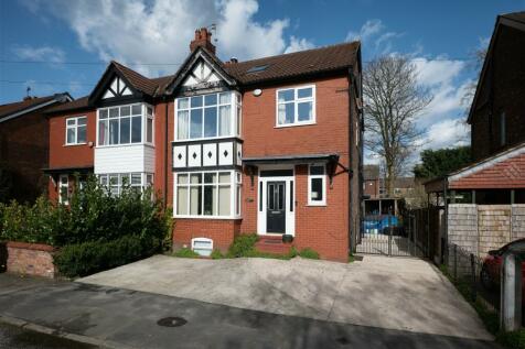 4 bedroom semi-detached house for sale