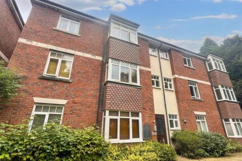 Wake Green Road, Birmingham B13 2 bed apartment for sale