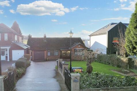 3 bedroom detached bungalow for sale