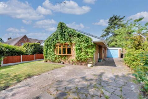 Gorse Hill, Ravenshead, Nottingham 3 bed detached bungalow for sale