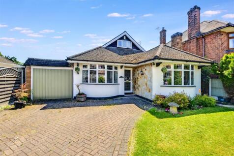 2 bedroom detached bungalow for sale