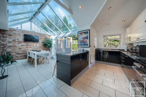 Birmingham B17 4 bed terraced house for sale