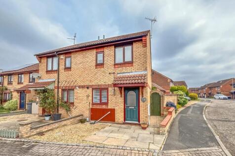 Mardale Gardens, Peterborough PE4 2 bed semi