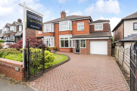 Manchester Road, Over Hulton, Bolton... 4 bed semi