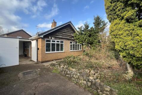 2 bedroom detached bungalow for sale