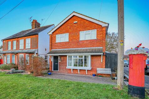 Leverstock Green Road, Hemel... 4 bed house for sale