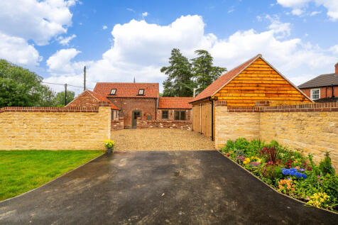 3 bedroom barn conversion for sale