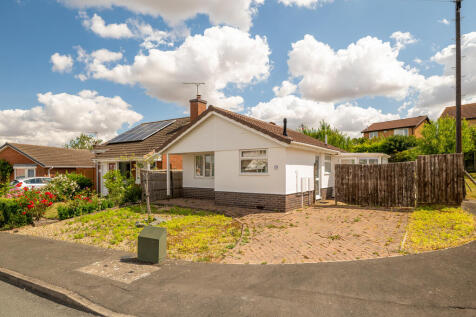 2 bedroom detached bungalow for sale