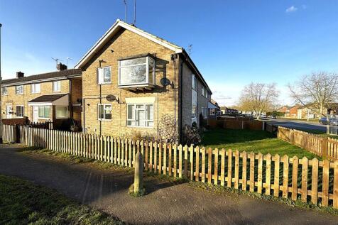 Canford Green, Corby NN18 2 bed flat for sale