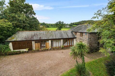 Totnes TQ9 5 bed barn conversion for sale