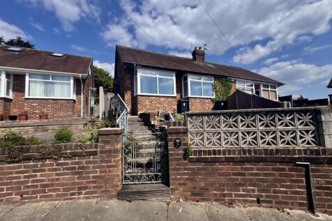 2 bedroom semi-detached bungalow for sale