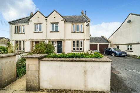 4 bedroom semi-detached house for sale