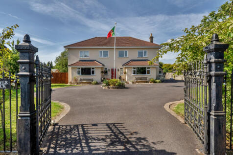 Springfield, Peasedown St John... 9 bed detached house for sale