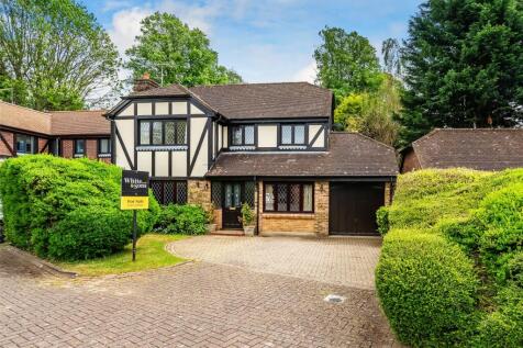 Kipings, Tadworth, Surrey, KT20 4 bed detached house for sale