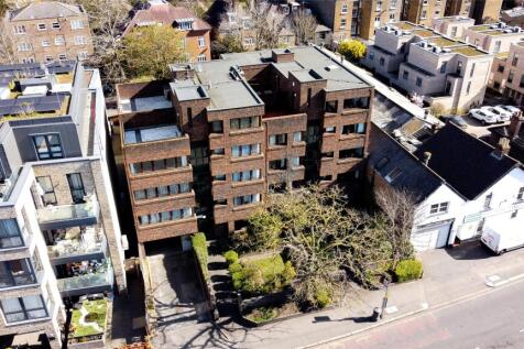 Brighton Road, Surbiton, KT6 2 bed apartment for sale