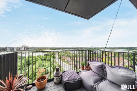 Navigation Point, N17 1 bed apartment for sale