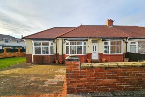 3 bedroom semi-detached bungalow for sale