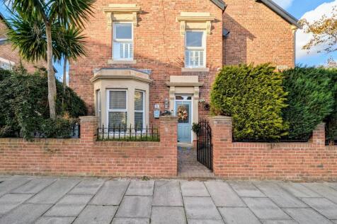 Sussex Street, Jarrow, NE32 4 bed terraced house for sale