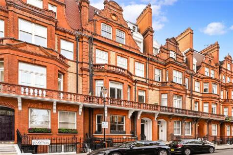 3 bedroom maisonette for sale