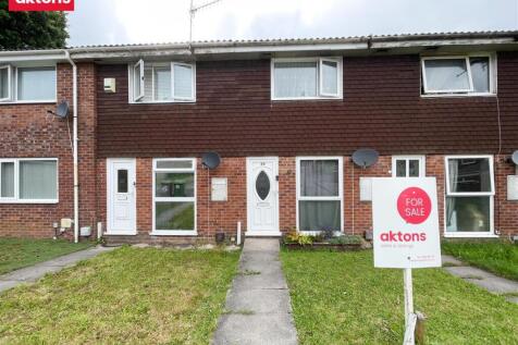 2 bedroom terraced house for sale