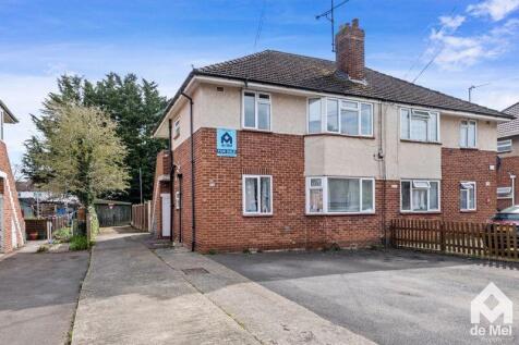 2 bedroom maisonette for sale