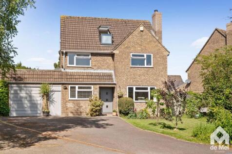 5 bedroom detached house for sale