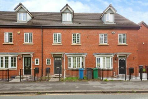 4 bedroom terraced house for sale