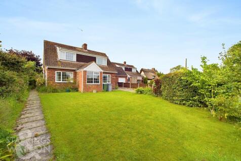 Church Road, Blofield, Norwich 4 bed chalet for sale