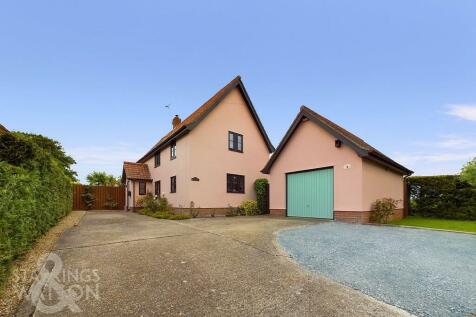 4 bedroom detached house for sale