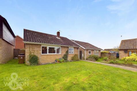 Beech Way, Dickleburgh, Diss 3 bed detached bungalow for sale