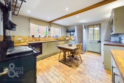 Upper Street, Gissing, Diss 3 bed cottage for sale