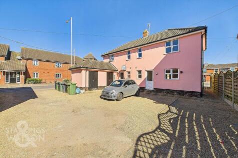 2 bedroom semi-detached house for sale