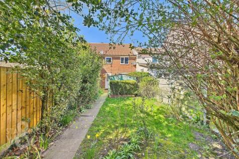 Denmark Street, Diss 3 bed terraced house for sale