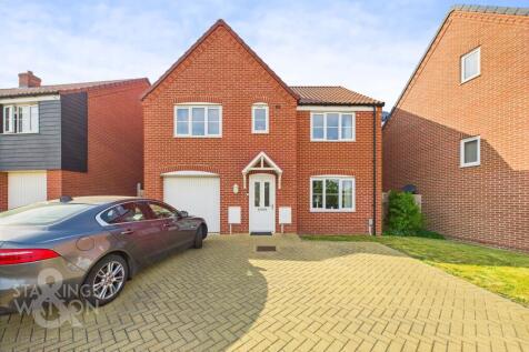Harrier Way, Diss 5 bed detached house for sale