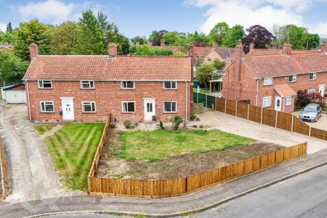 Julians Way, Pulham Market, Diss 3 bed semi