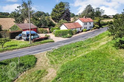 Norwich Road, Bunwell, Norwich 5 bed detached house for sale