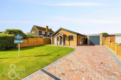 Knyvett Green, Ashwellthorpe, Norwich 3 bed detached bungalow for sale