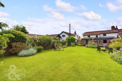 Long Stratton Road, Forncett St.... 3 bed semi