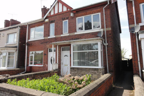 Gateford Road, Worksop, Nottinghamshire 3 bed semi