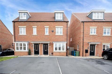 3 bedroom semi-detached house for sale
