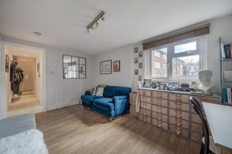 Champion Road, London, SE26 1 bed flat for sale