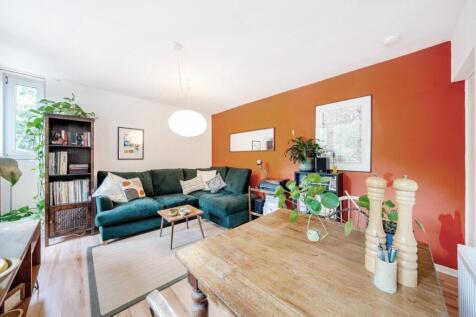High Level Drive, London, SE26 1 bed flat for sale