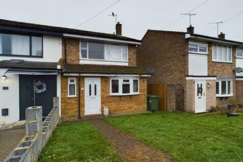 Carfax Road, Hornchurch 3 bed house for sale