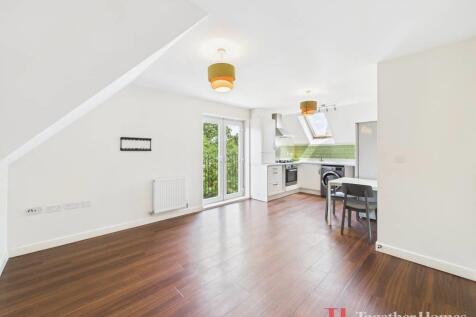 Brick Kiln Road, Romford 2 bed block of apartments for sale