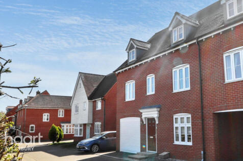 Chancellors Road, Aylesbury 4 bed end of terrace house for sale